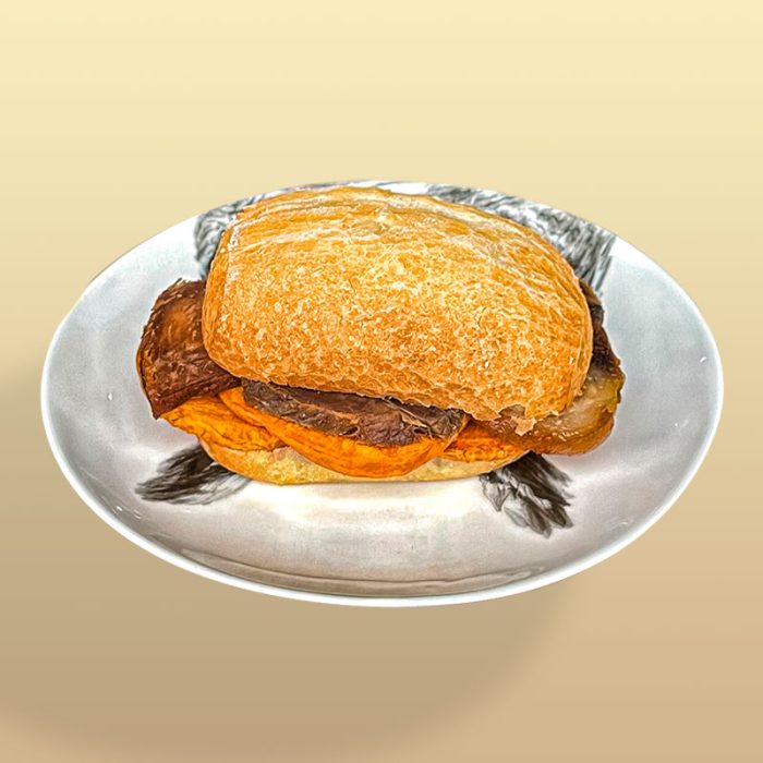 Panes con chicharrón